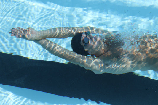 East Coast Swim Teams (How Seasonal Training Impacts Swimwear Choices)