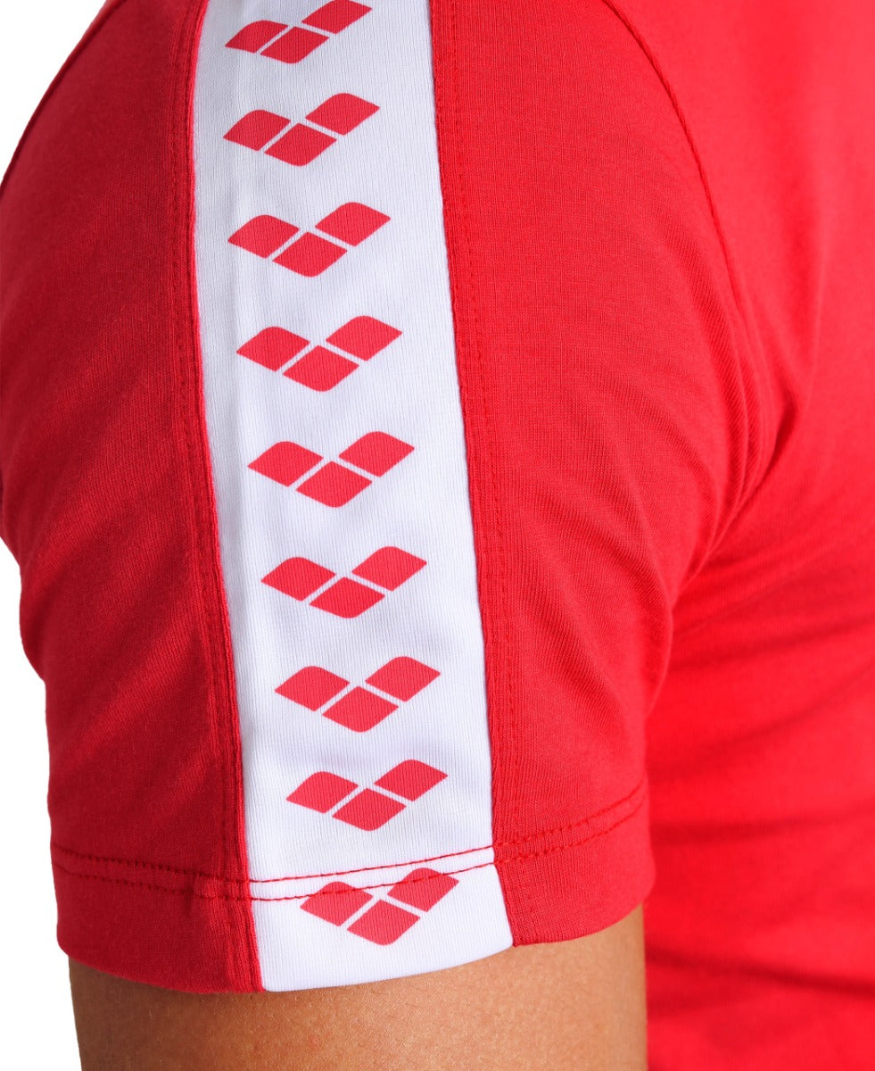 Arena  M  T-Shirt Team