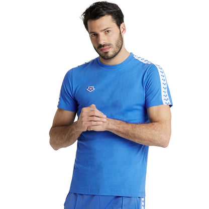 Arena  M  T-Shirt Team
