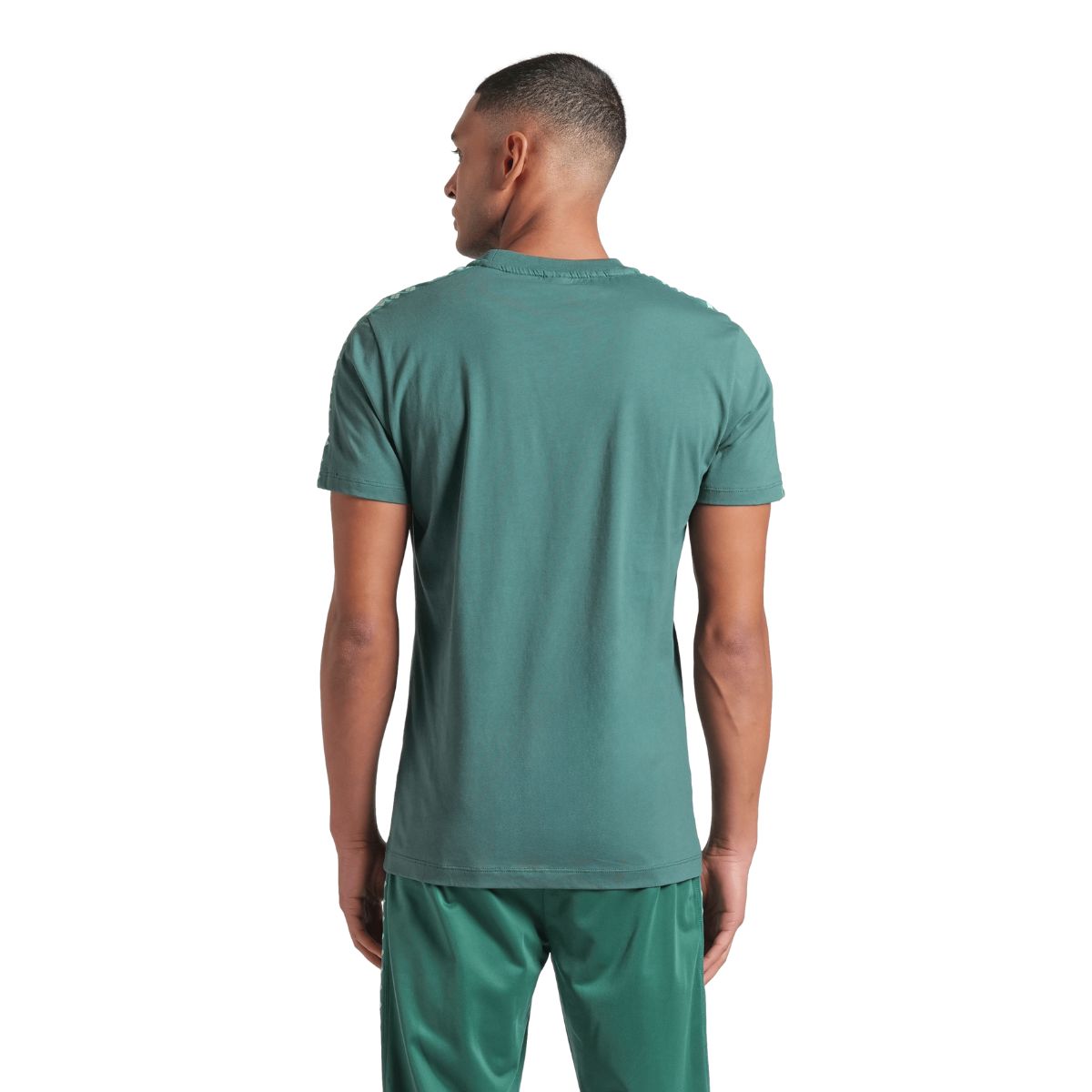 Arena  M  T-Shirt Team