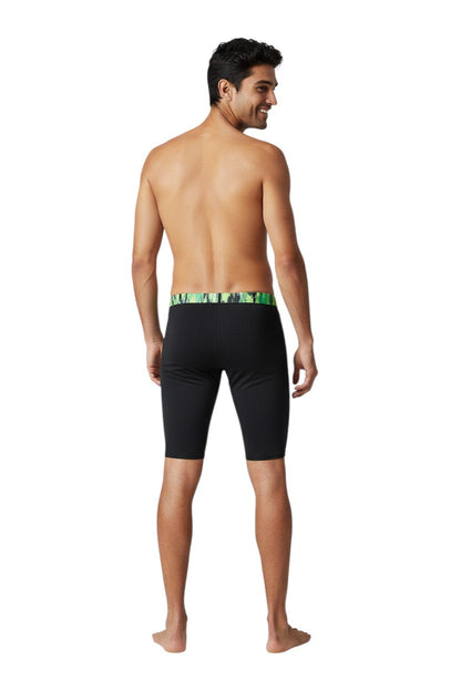 RISE Sandies Shockwave Poly Jammer in black, shown on model